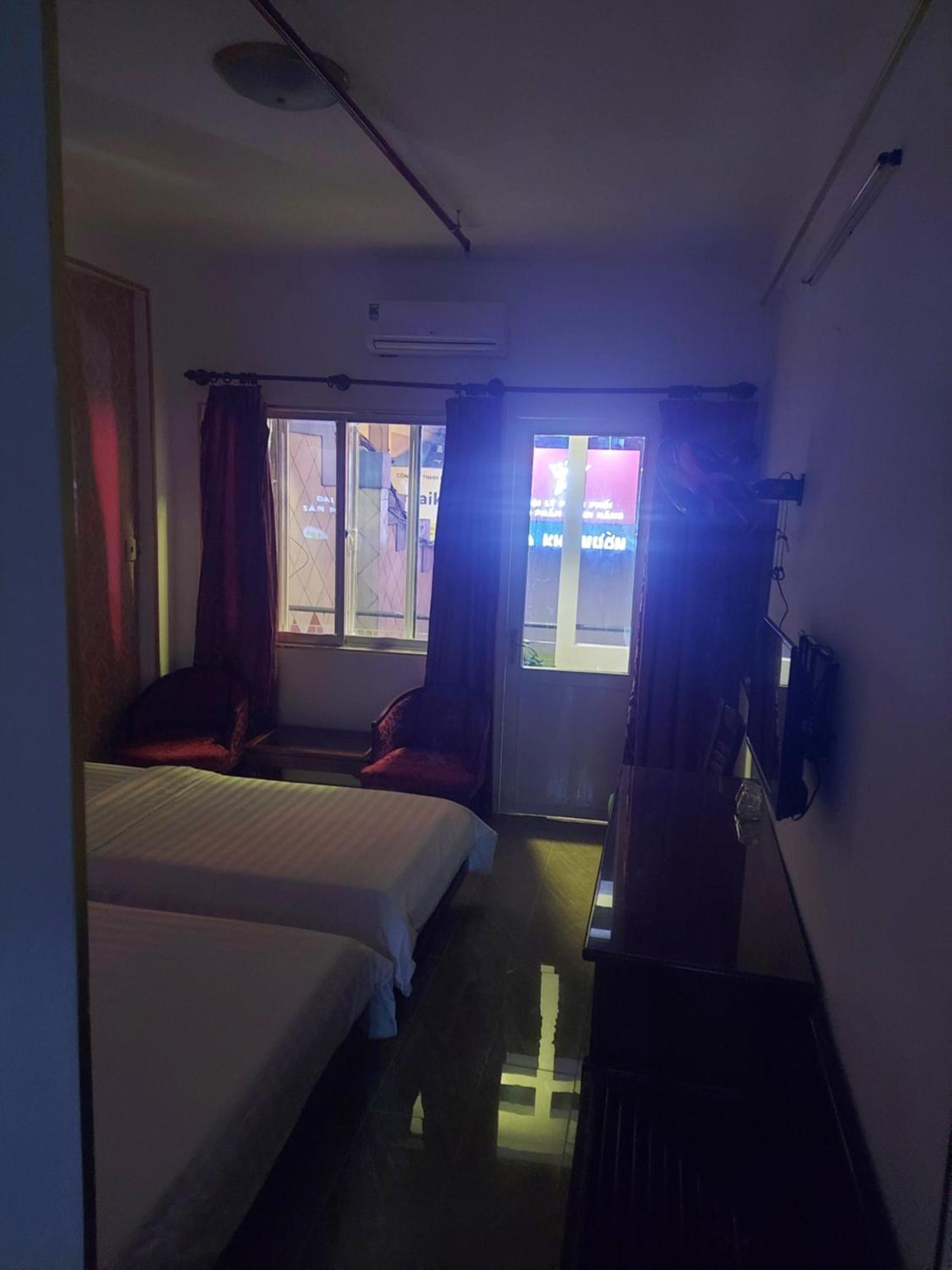 Khach San Trung Mai Hotel Ho Chi Minh City Bagian luar foto