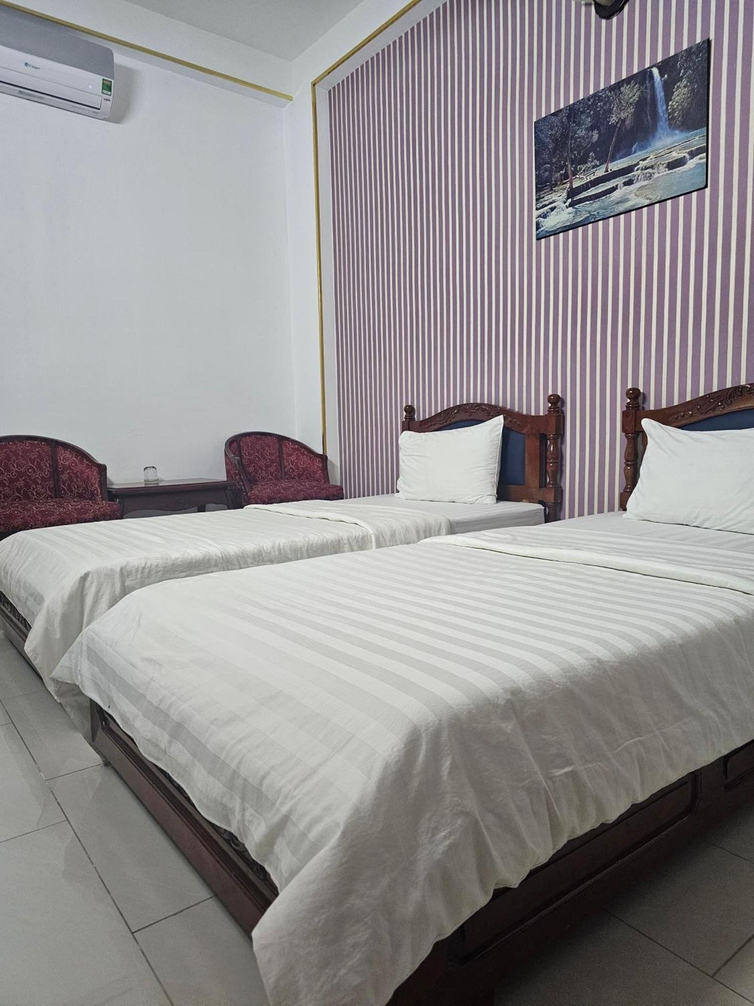 Khach San Trung Mai Hotel Ho Chi Minh City Bagian luar foto
